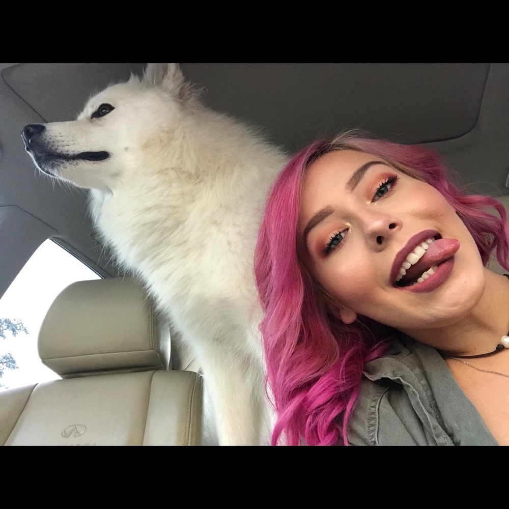 Meet your Posher, Karlie